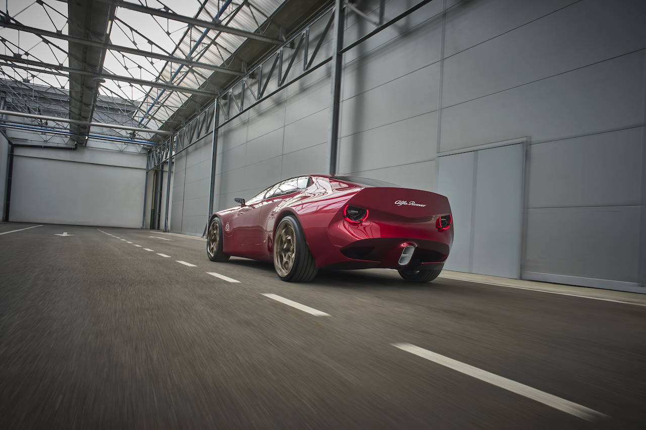 Alfa Romeo Cuorerosso(6)